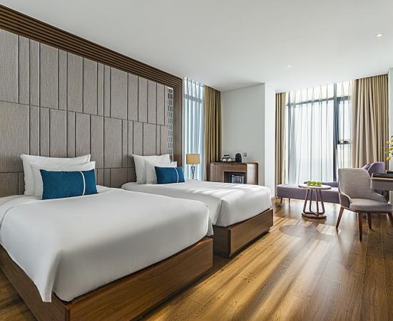 Executive Ocean Twin