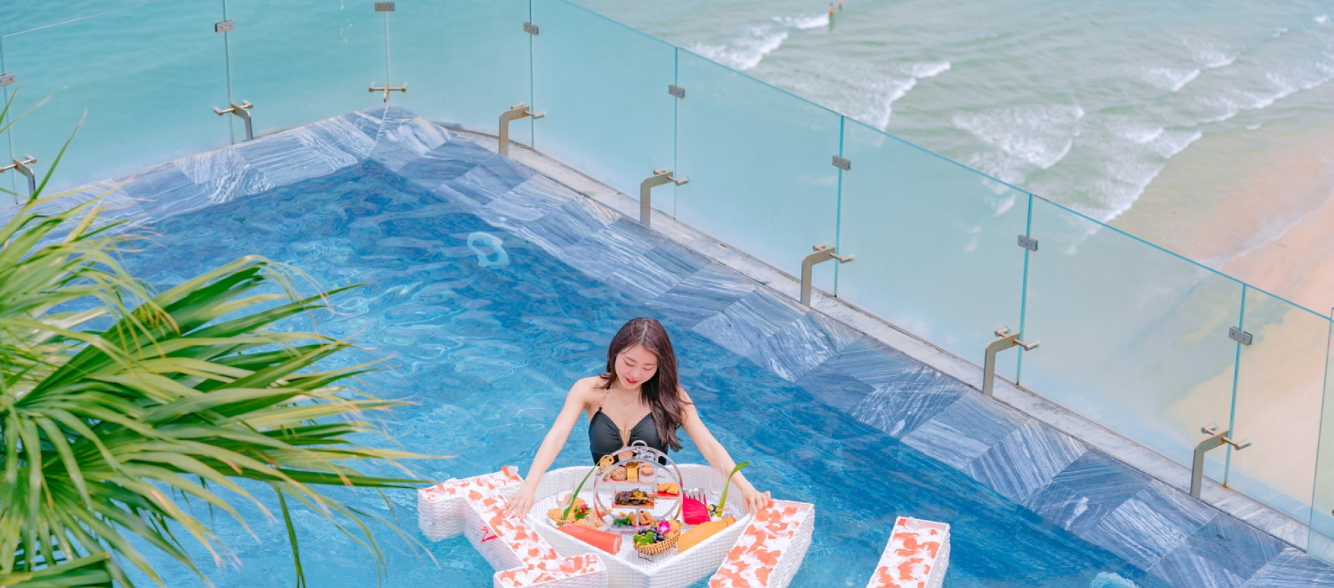 PENINSULA HOTEL  DANANG